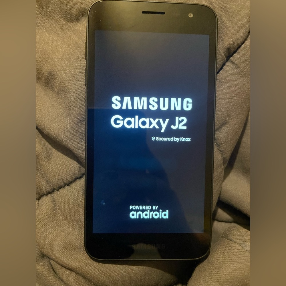 Samsung Galaxy S2. (SM-S260DL). Tracfone
